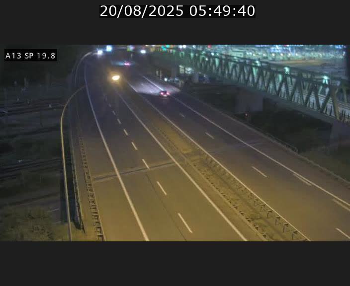 <h2>Traffic live webcam Luxembourg Croix de Bettembourg - A13 direction Esch-sur-Alzette - BK 19.8</h2>