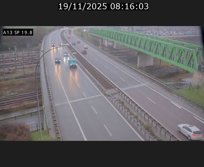 <h2>Traffic live webcam Luxembourg Croix de Bettembourg - A13 direction Esch-sur-Alzette - BK 19.8</h2>