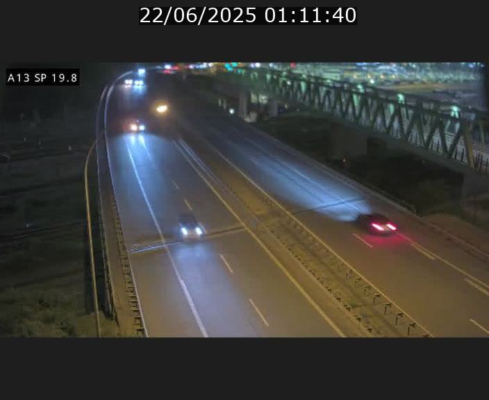 <h2>Traffic live webcam Luxembourg Croix de Bettembourg - A13 direction Esch-sur-Alzette - BK 19.8</h2>