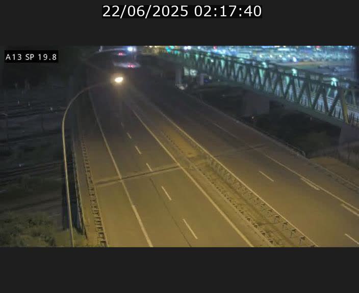 <h2>Traffic live webcam Luxembourg Croix de Bettembourg - A13 direction Esch-sur-Alzette - BK 19.8</h2>
