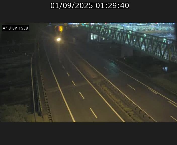 <h2>Traffic live webcam Luxembourg Croix de Bettembourg - A13 direction Esch-sur-Alzette - BK 19.8</h2>