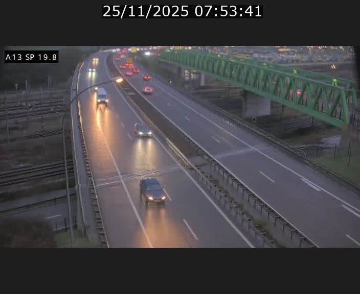 <h2>Traffic live webcam Luxembourg Croix de Bettembourg - A13 direction Esch-sur-Alzette - BK 19.8</h2>