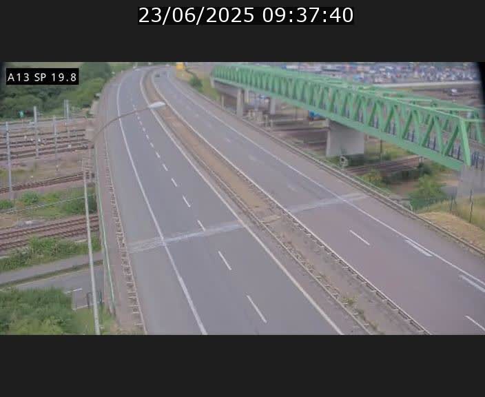 <h2>Traffic live webcam Luxembourg Croix de Bettembourg - A13 direction Esch-sur-Alzette - BK 19.8</h2>