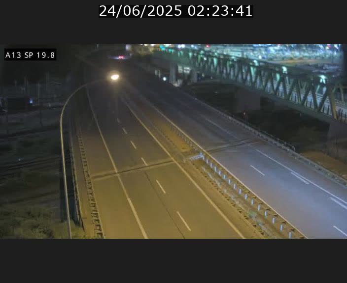 <h2>Traffic live webcam Luxembourg Croix de Bettembourg - A13 direction Esch-sur-Alzette - BK 19.8</h2>