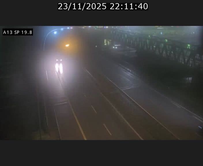 <h2>Traffic live webcam Luxembourg Croix de Bettembourg - A13 direction Esch-sur-Alzette - BK 19.8</h2>