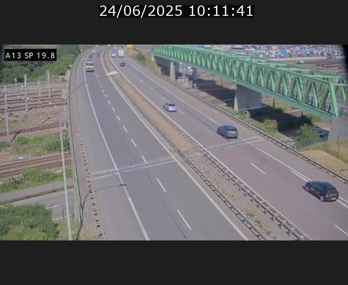 <h2>Traffic live webcam Luxembourg Croix de Bettembourg - A13 direction Esch-sur-Alzette - BK 19.8</h2>