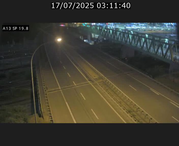 <h2>Traffic live webcam Luxembourg Croix de Bettembourg - A13 direction Esch-sur-Alzette - BK 19.8</h2>