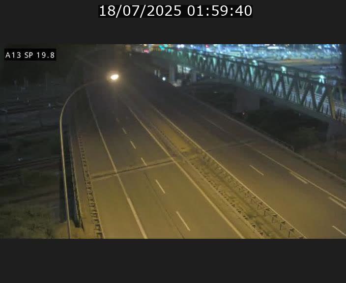 <h2>Traffic live webcam Luxembourg Croix de Bettembourg - A13 direction Esch-sur-Alzette - BK 19.8</h2>
