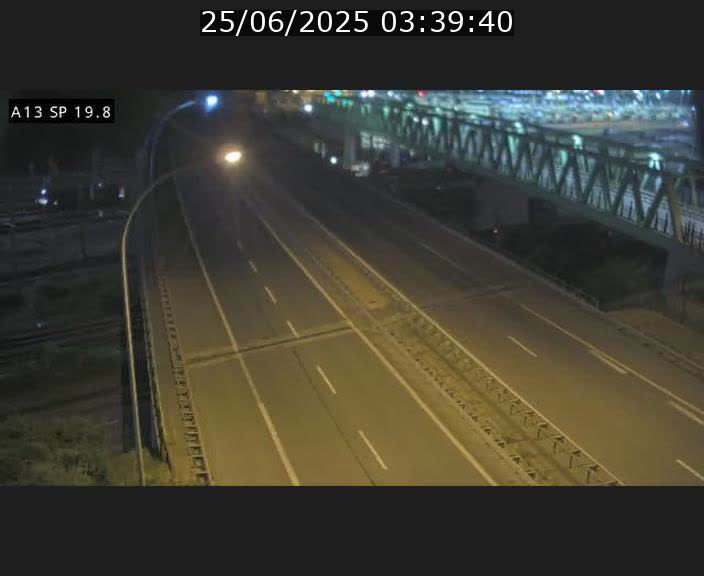 <h2>Traffic live webcam Luxembourg Croix de Bettembourg - A13 direction Esch-sur-Alzette - BK 19.8</h2>