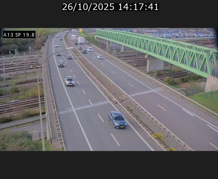 <h2>Traffic live webcam Luxembourg Croix de Bettembourg - A13 direction Esch-sur-Alzette - BK 19.8</h2>