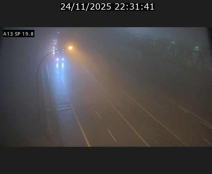 <h2>Traffic live webcam Luxembourg Croix de Bettembourg - A13 direction Esch-sur-Alzette - BK 19.8</h2>