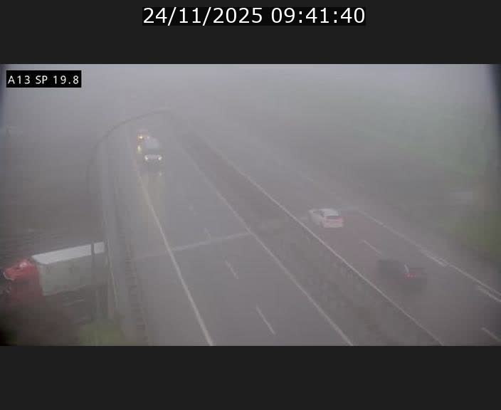 <h2>Traffic live webcam Luxembourg Croix de Bettembourg - A13 direction Esch-sur-Alzette - BK 19.8</h2>