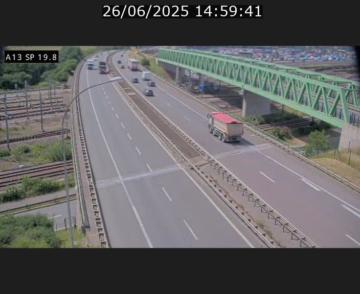 <h2>Traffic live webcam Luxembourg Croix de Bettembourg - A13 direction Esch-sur-Alzette - BK 19.8</h2>