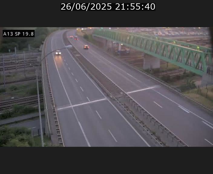 <h2>Traffic live webcam Luxembourg Croix de Bettembourg - A13 direction Esch-sur-Alzette - BK 19.8</h2>