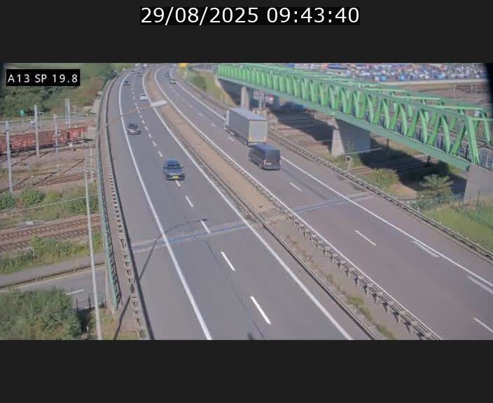<h2>Traffic live webcam Luxembourg Croix de Bettembourg - A13 direction Esch-sur-Alzette - BK 19.8</h2>