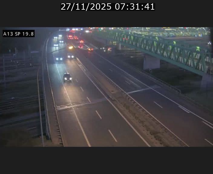 <h2>Traffic live webcam Luxembourg Croix de Bettembourg - A13 direction Esch-sur-Alzette - BK 19.8</h2>