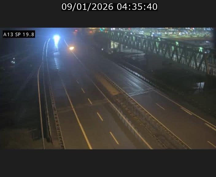 Traffic live webcam Luxembourg Croix de Bettembourg - A13 direction Esch-sur-Alzette - BK 19.8