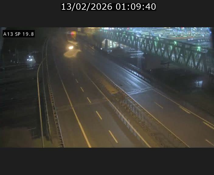 <h2>Traffic live webcam Luxembourg Croix de Bettembourg - A13 direction Esch-sur-Alzette - BK 19.8</h2>