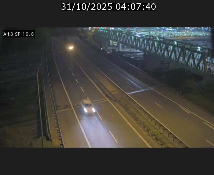 <h2>Traffic live webcam Luxembourg Croix de Bettembourg - A13 direction Esch-sur-Alzette - BK 19.8</h2>
