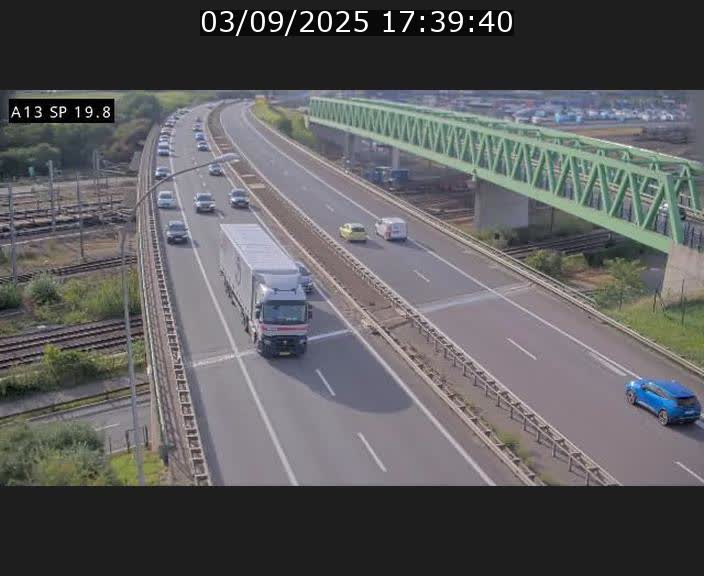 <h2>Traffic live webcam Luxembourg Croix de Bettembourg - A13 direction Esch-sur-Alzette - BK 19.8</h2>
