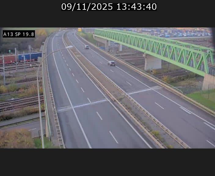 <h2>Traffic live webcam Luxembourg Croix de Bettembourg - A13 direction Esch-sur-Alzette - BK 19.8</h2>