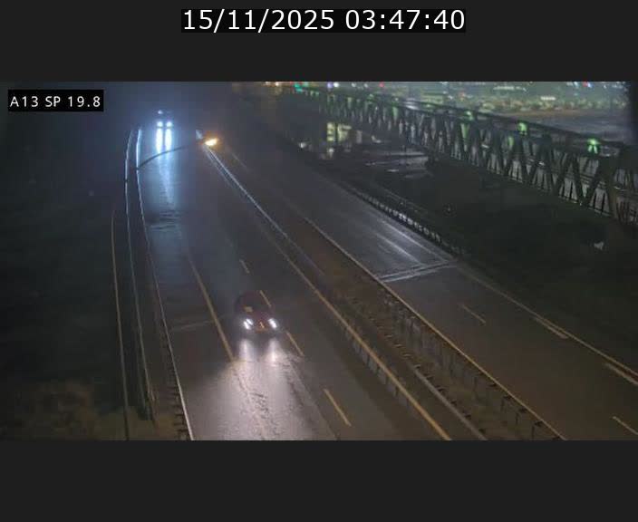 <h2>Traffic live webcam Luxembourg Croix de Bettembourg - A13 direction Esch-sur-Alzette - BK 19.8</h2>