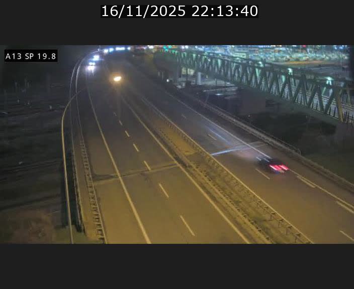 <h2>Traffic live webcam Luxembourg Croix de Bettembourg - A13 direction Esch-sur-Alzette - BK 19.8</h2>