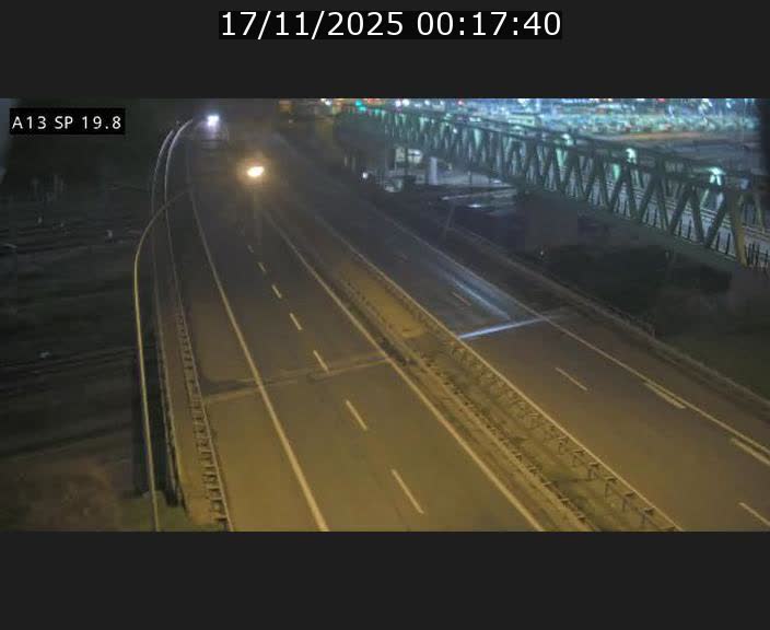 <h2>Traffic live webcam Luxembourg Croix de Bettembourg - A13 direction Esch-sur-Alzette - BK 19.8</h2>