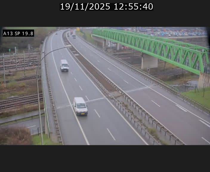 <h2>Traffic live webcam Luxembourg Croix de Bettembourg - A13 direction Esch-sur-Alzette - BK 19.8</h2>