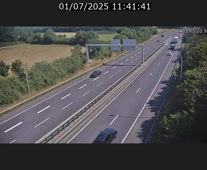 <h2>Traffic live webcam Luxembourg Croix de Bettembourg, rond-point d'Hellange - A13 direction Allemagne - BK 20.9</h2>