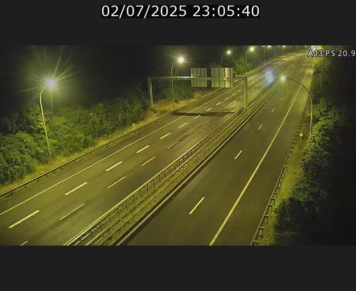 <h2>Traffic live webcam Luxembourg Croix de Bettembourg, rond-point d'Hellange - A13 direction Allemagne - BK 20.9</h2>