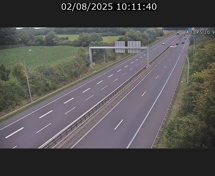 <h2>Traffic live webcam Luxembourg Croix de Bettembourg, rond-point d'Hellange - A13 direction Allemagne - BK 20.9</h2>