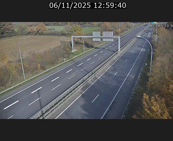 <h2>Traffic live webcam Luxembourg Croix de Bettembourg, rond-point d'Hellange - A13 direction Allemagne - BK 20.9</h2>