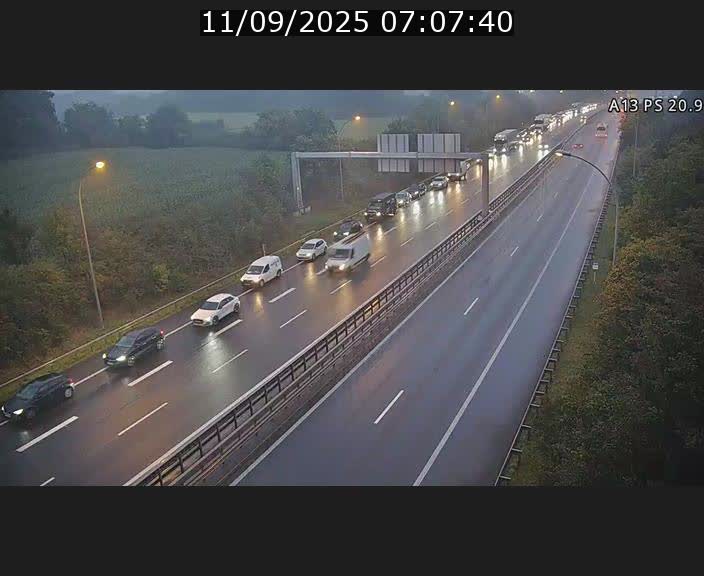 <h2>Traffic live webcam Luxembourg Croix de Bettembourg, rond-point d'Hellange - A13 direction Allemagne - BK 20.9</h2>