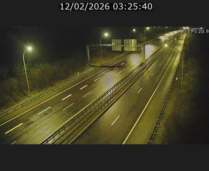 <h2>Traffic live webcam Luxembourg Croix de Bettembourg, rond-point d'Hellange - A13 direction Allemagne - BK 20.9</h2>