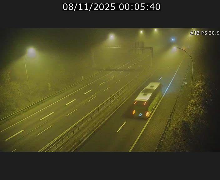 Traffic live webcam Luxembourg Croix de Bettembourg, rond-point d'Hellange - A13 direction Allemagne - BK 20.9