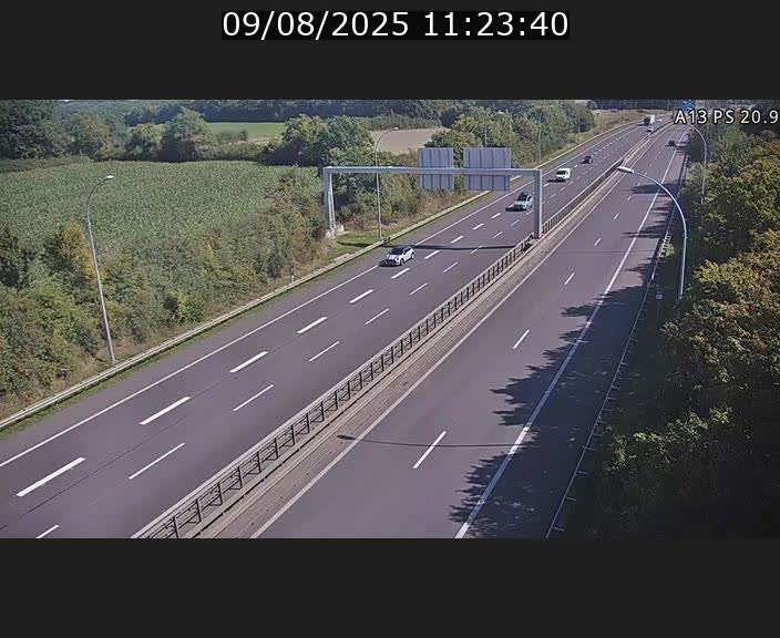 <h2>Traffic live webcam Luxembourg Croix de Bettembourg, rond-point d'Hellange - A13 direction Allemagne - BK 20.9</h2>
