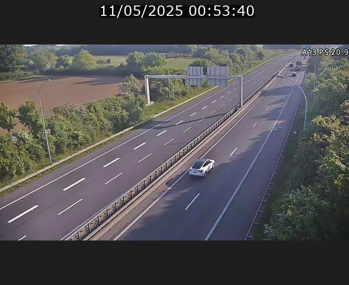 <h2>Traffic live webcam Luxembourg Croix de Bettembourg, rond-point d'Hellange - A13 direction Allemagne - BK 20.9</h2>