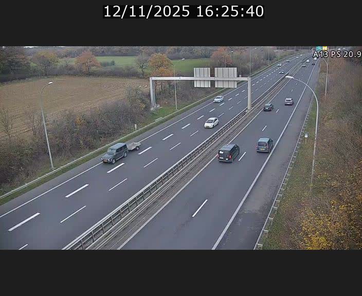 <h2>Traffic live webcam Luxembourg Croix de Bettembourg, rond-point d'Hellange - A13 direction Allemagne - BK 20.9</h2>