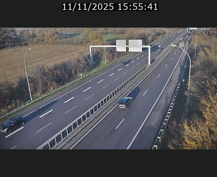 <h2>Traffic live webcam Luxembourg Croix de Bettembourg, rond-point d'Hellange - A13 direction Allemagne - BK 20.9</h2>