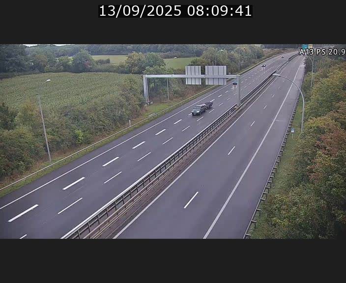 <h2>Traffic live webcam Luxembourg Croix de Bettembourg, rond-point d'Hellange - A13 direction Allemagne - BK 20.9</h2>