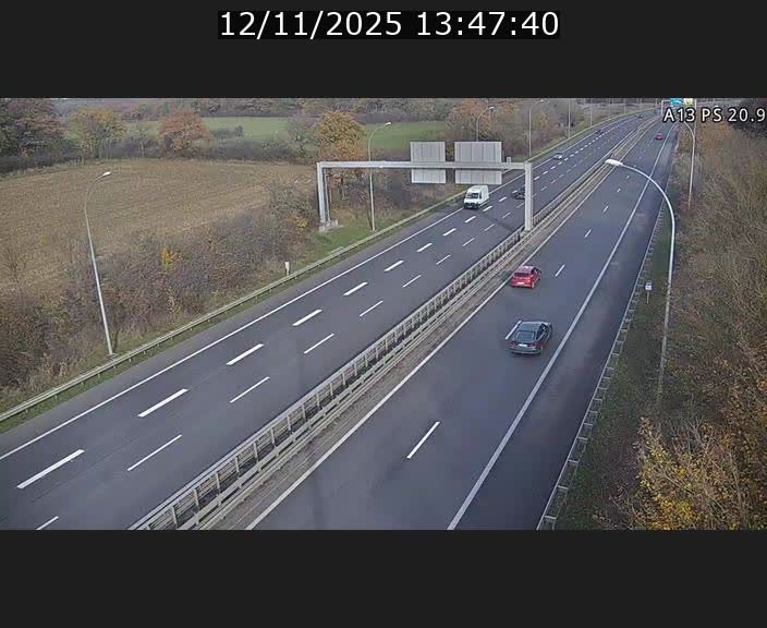 <h2>Traffic live webcam Luxembourg Croix de Bettembourg, rond-point d'Hellange - A13 direction Allemagne - BK 20.9</h2>