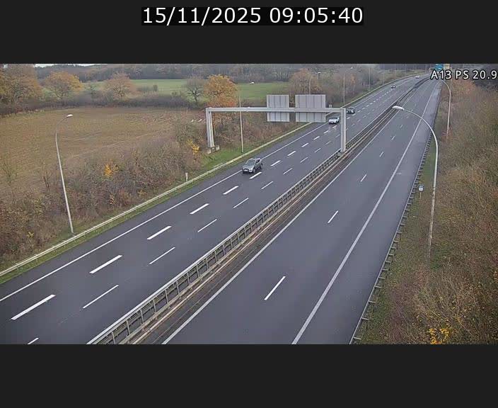 Traffic live webcam Luxembourg Croix de Bettembourg, rond-point d'Hellange - A13 direction Allemagne - BK 20.9