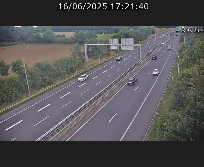 Traffic live webcam Luxembourg Croix de Bettembourg, rond-point d'Hellange - A13 direction Allemagne - BK 20.9