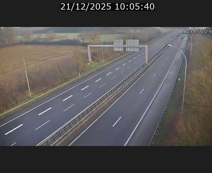 <h2>Traffic live webcam Luxembourg Croix de Bettembourg, rond-point d'Hellange - A13 direction Allemagne - BK 20.9</h2>