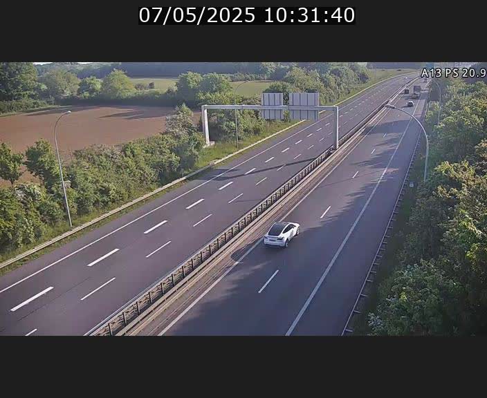 Traffic live webcam Luxembourg Croix de Bettembourg, rond-point d'Hellange - A13 direction Allemagne - BK 20.9