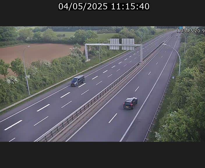 Traffic live webcam Luxembourg Croix de Bettembourg, rond-point d'Hellange - A13 direction Allemagne - BK 20.9