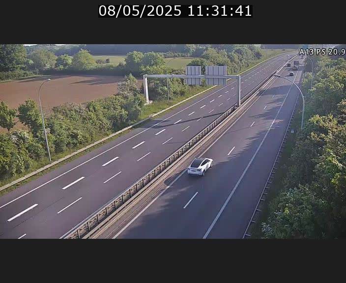 Traffic live webcam Luxembourg Croix de Bettembourg, rond-point d'Hellange - A13 direction Allemagne - BK 20.9