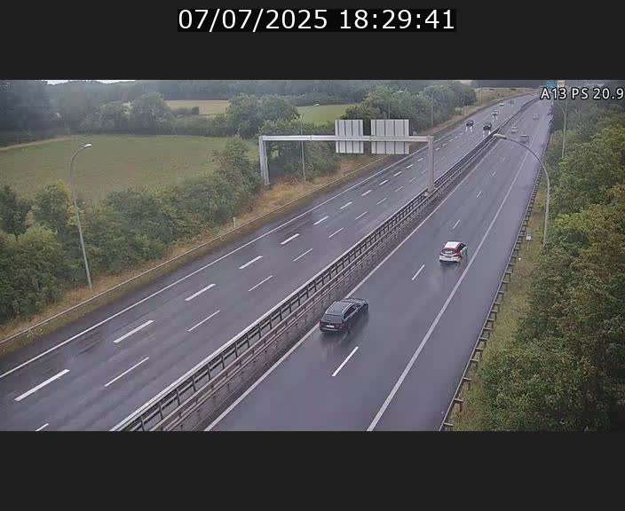 Traffic live webcam Luxembourg Croix de Bettembourg, rond-point d'Hellange - A13 direction Allemagne - BK 20.9