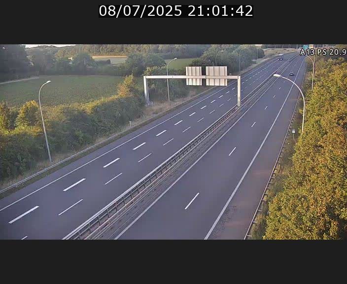 Traffic live webcam Luxembourg Croix de Bettembourg, rond-point d'Hellange - A13 direction Allemagne - BK 20.9